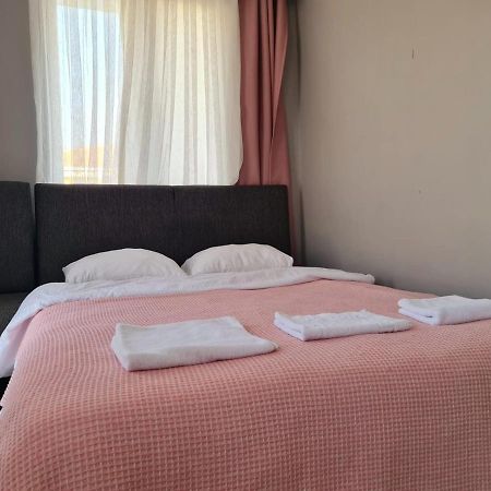 Budget Hotel Tourist Inn Arnavutkoy Esterno foto